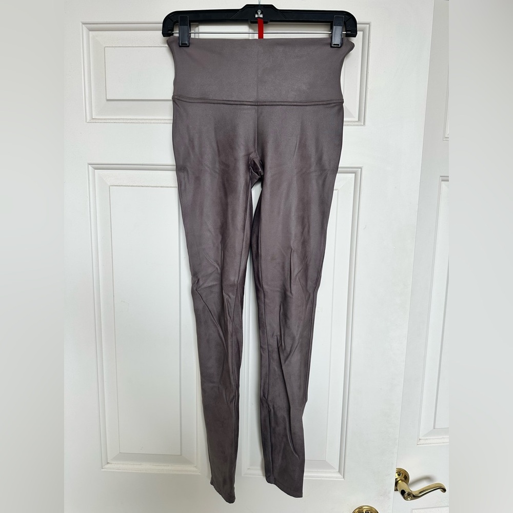 Spanx faux leather lilac leggings - size medium